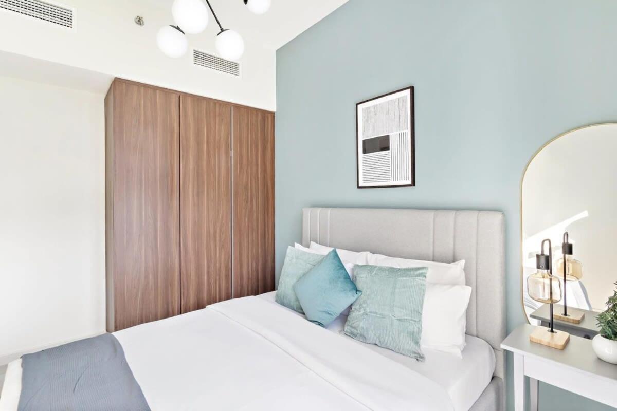Silkhaus New Tower Modern Studio With Separated Bedroom Apartment *